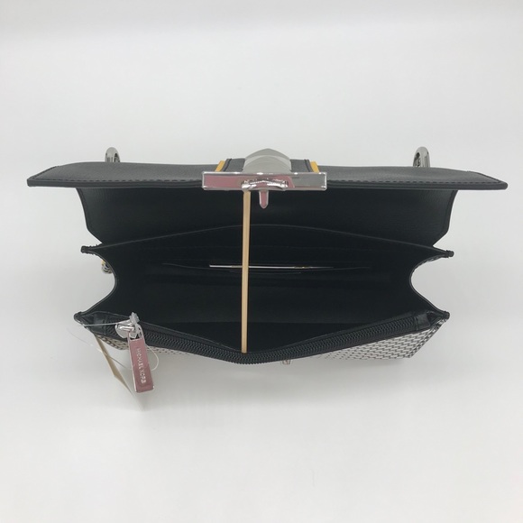 Michael Kors New York City MD Shoulder - Picture 11 of 14